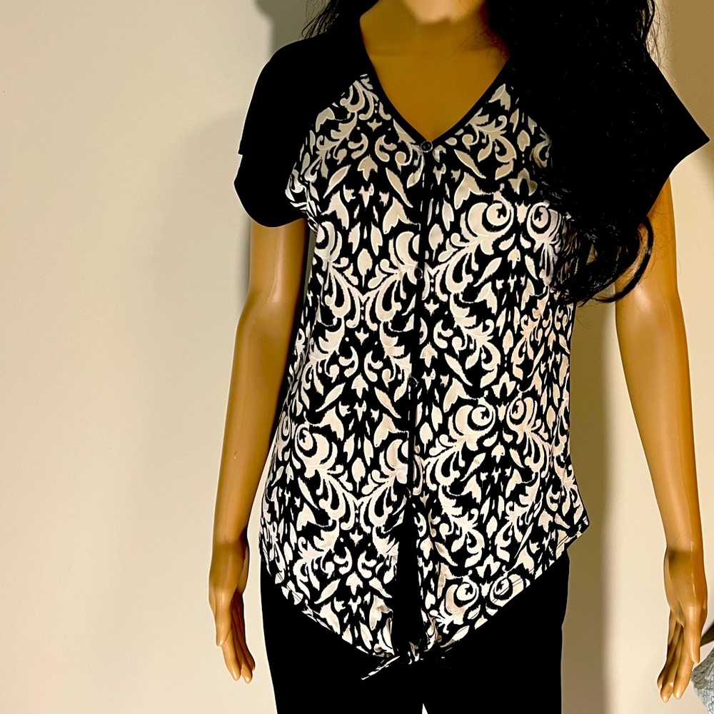 Adele and May short sleeve top